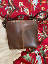 Load image into Gallery viewer, Leather Tote Slingbag